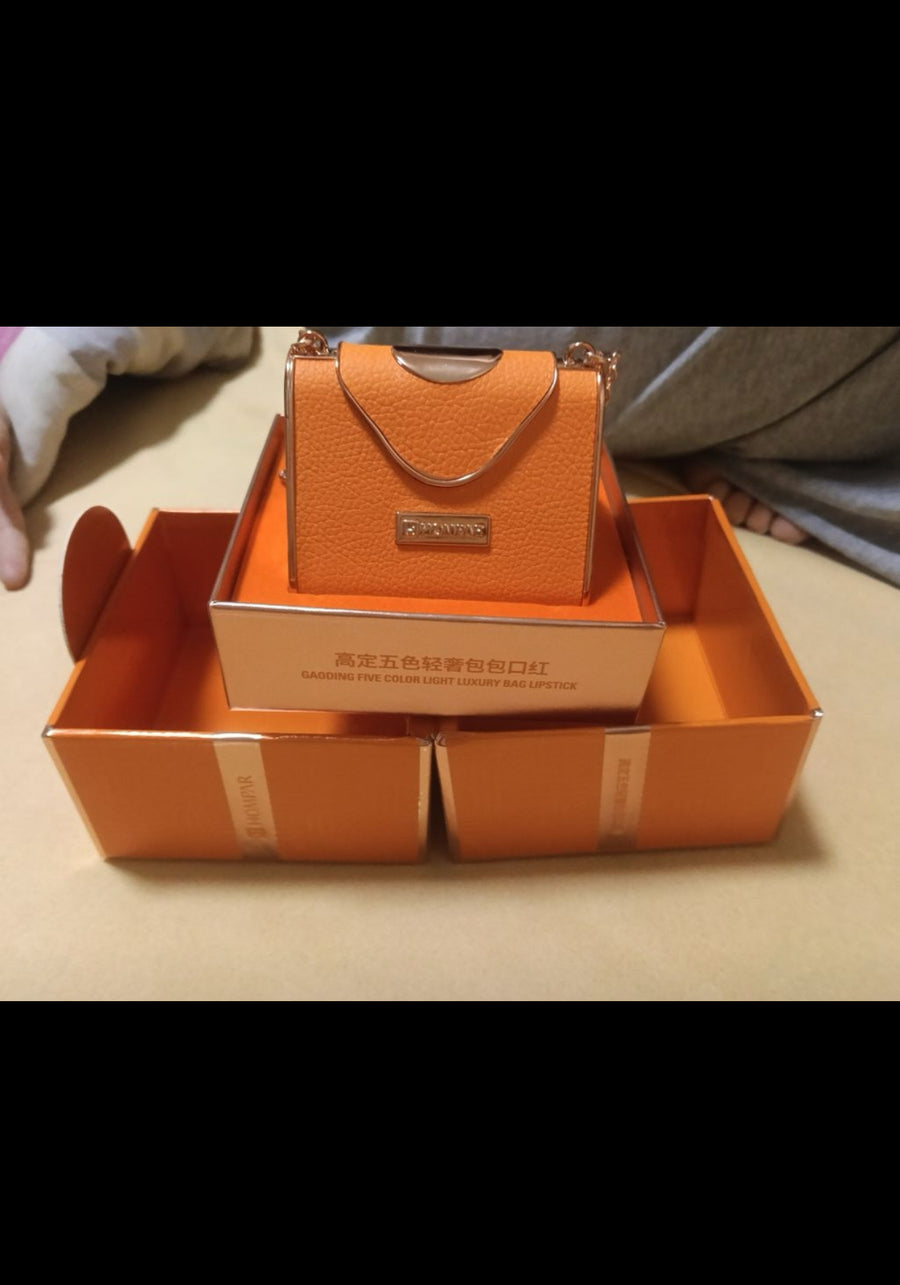 Mia Collins customer review