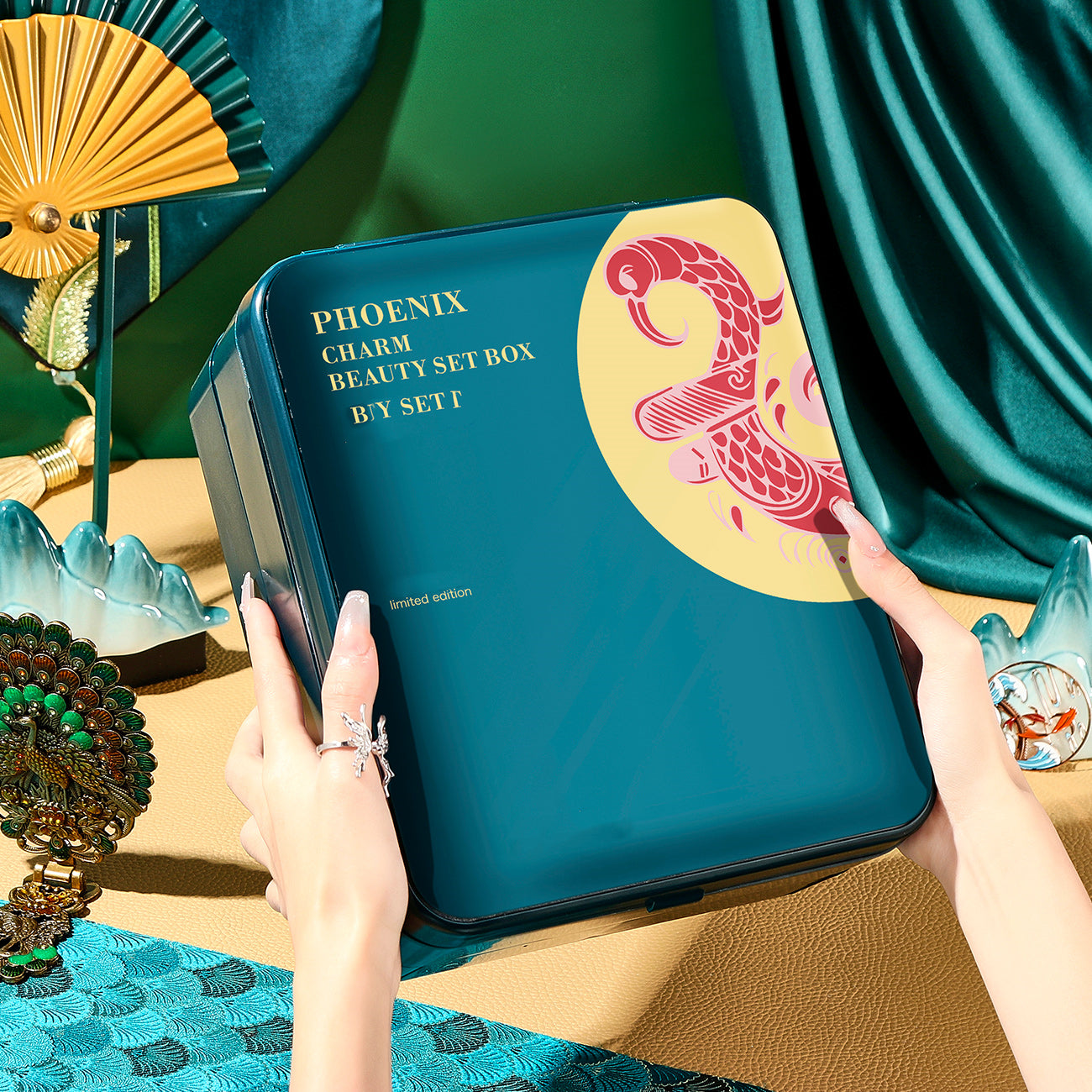 Phoenix Charm Limited-Edition Beauty Gift Box with Mirror – Mellow Cos